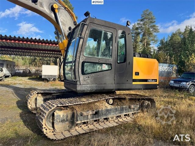 Гусеничный экскаватор Hyundai 140LC-7