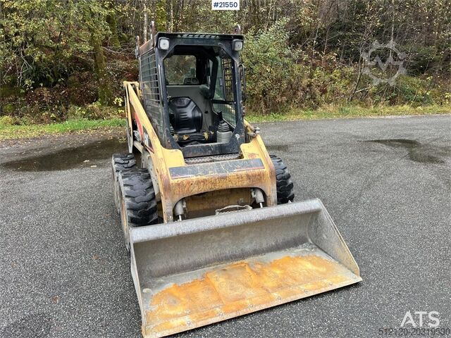 Loader CAT 226