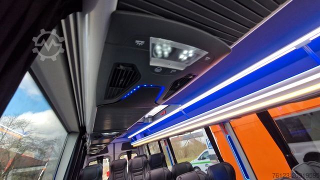 小型客车 MERCEDES-BENZ 519  Allrad 4 x 4 Vorlauffahrzeug  neue ADA