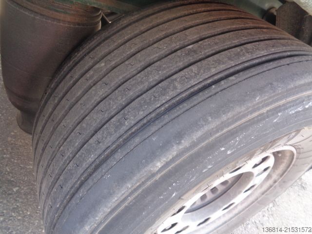 Auflieger mit Pritsche & Plane KÖGEL S24-1 Mega 435/50 R19,5 Liftachse SAF