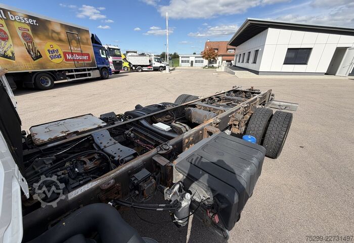 ট্রাক চ্যাসিস Renault D12.240 4x2 Chassis / Swiss-Vehicle