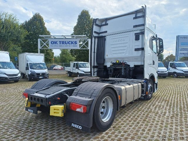 Стандардна влечна единица IVECO S-WAY AS440S49 T/P