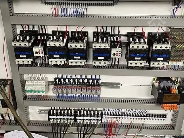 เครื่องอัดไฮดรอลิกแบบคอลัมน์เดี่ยวทรงตัว C DIGIMA DC Prasa jednokolumnowa typu C hydrauliczna
