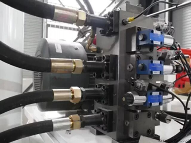 เครื่องอัดไฮดรอลิกแบบคอลัมน์เดี่ยวทรงตัว C DIGIMA DC Prasa jednokolumnowa typu C hydrauliczna