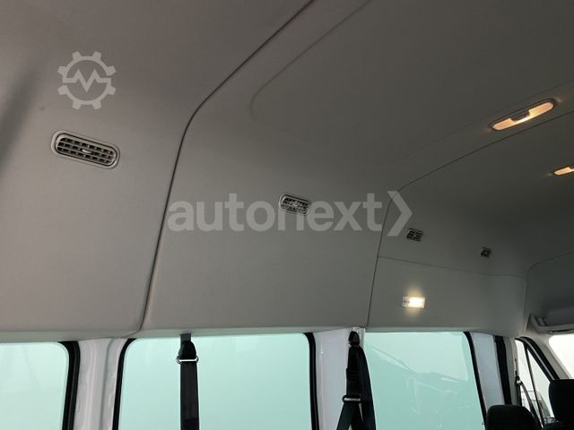 Miniautocarro FORD Transit 350 *Rollstuhl-Lift* +9-SITZE (4759)