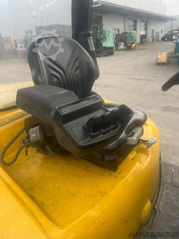 Dizel forklift Yale GDP45SVX5 V2214
