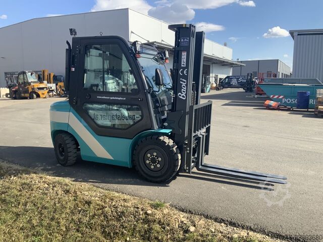 Dizel forklift Baoli KBD 25+ Doosan - EU5