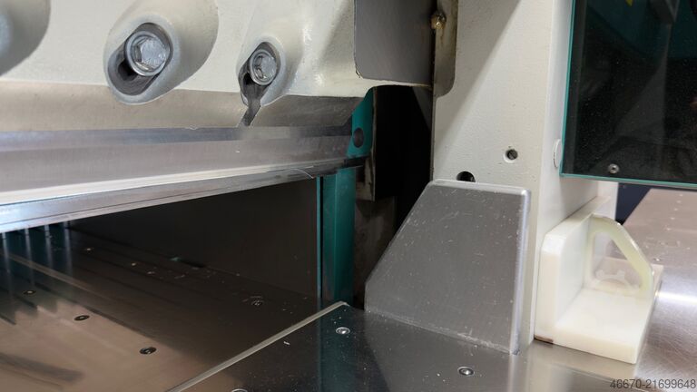 плосък нож (отрязваща линия) Perfecta 115 HTVC mit Peripherie