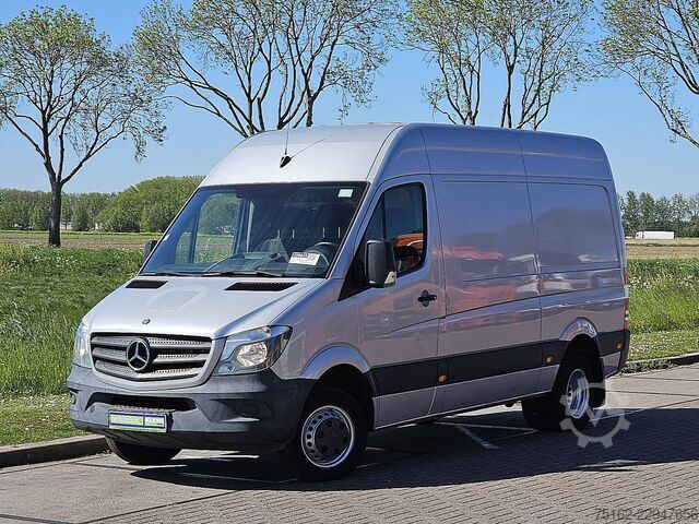 Mobil station wagon beratap tinggi MERCEDES-BENZ SPRINTER 516 L2H2 Dubbellucht AC!
