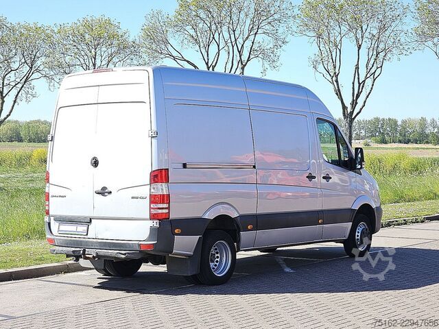 Mobil station wagon beratap tinggi MERCEDES-BENZ SPRINTER 516 L2H2 Dubbellucht AC!