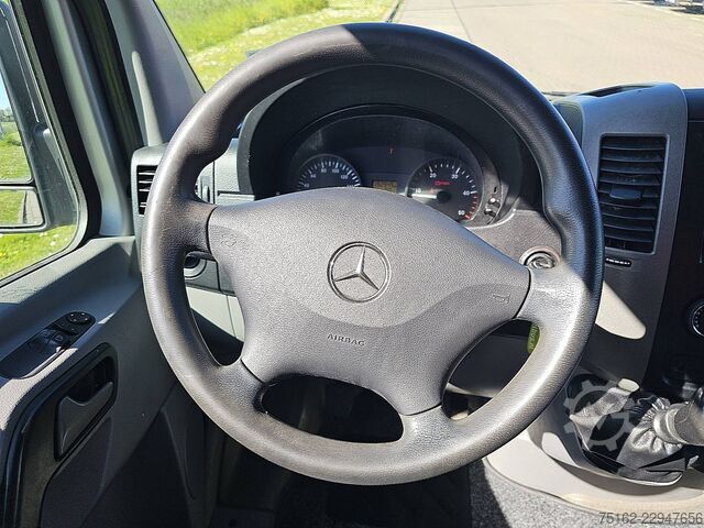Mobil station wagon beratap tinggi MERCEDES-BENZ SPRINTER 516 L2H2 Dubbellucht AC!