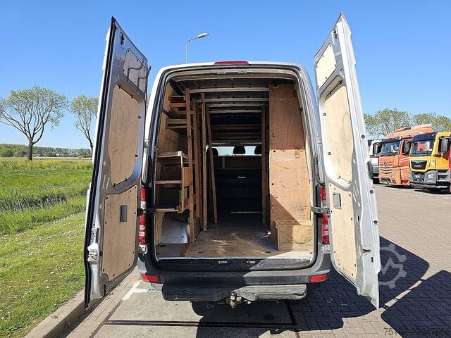 Mobil station wagon beratap tinggi MERCEDES-BENZ SPRINTER 516 L2H2 Dubbellucht AC!