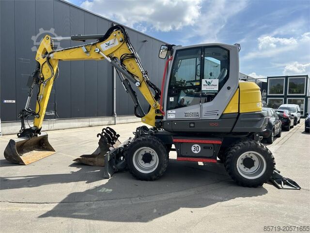 Riteņu ekskavators Wacker Neuson EW100 (9020)