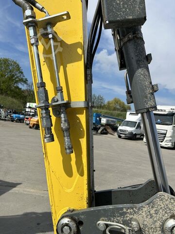 Riteņu ekskavators Wacker Neuson EW100 (9020)