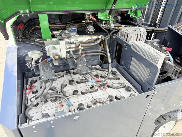 Četru virzienu iekrāvējs COMBILIFT CBE2500 TRIPLEX 5500 FORK POSITIONER