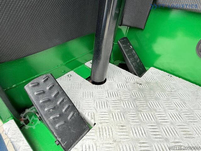 4-cestný vysokozdvižný vozík Combilift C4000 / GAS / 9300MM / FREE-LIFT / CABIN