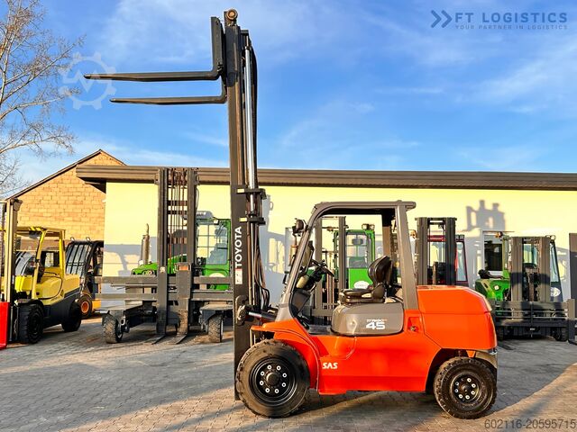 Lyftara Toyota 42-4FD40 / DIESEL / 4500KG / DUPLEX / FO