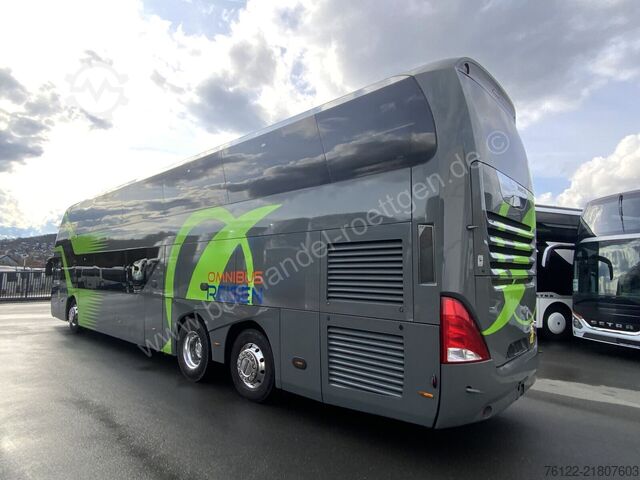 Dvoj-poschodový Neoplan Skyliner L