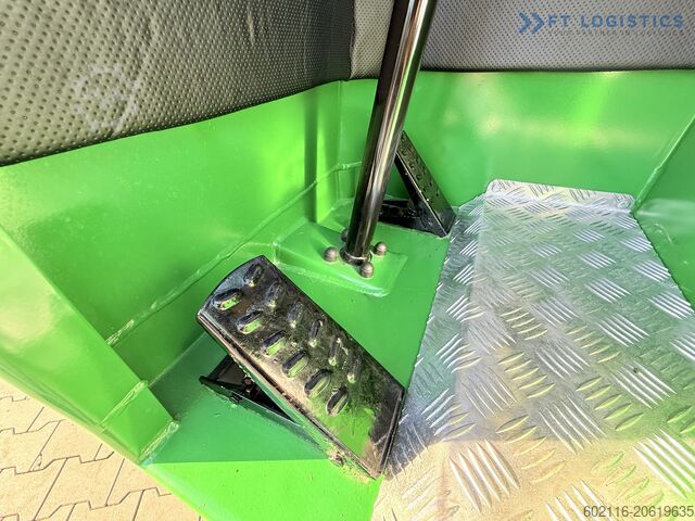 رافعة شوكية رباعية الاتجاهات Combilift C4000 GAS TRIPLEX 6900 FREE-LIFT CABIN