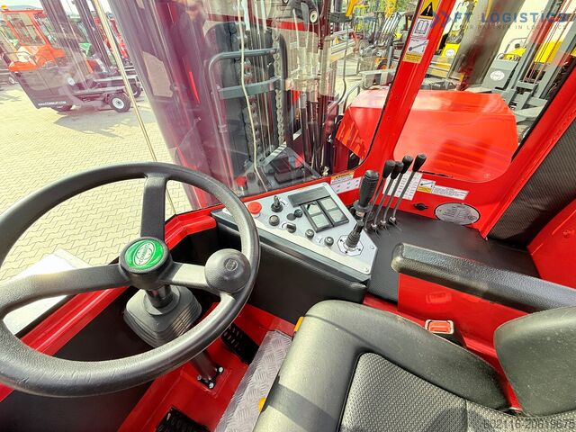 Four-way forklift Combilift C8000 GAS TRIPLEX 8300 WIDE POSITIONER