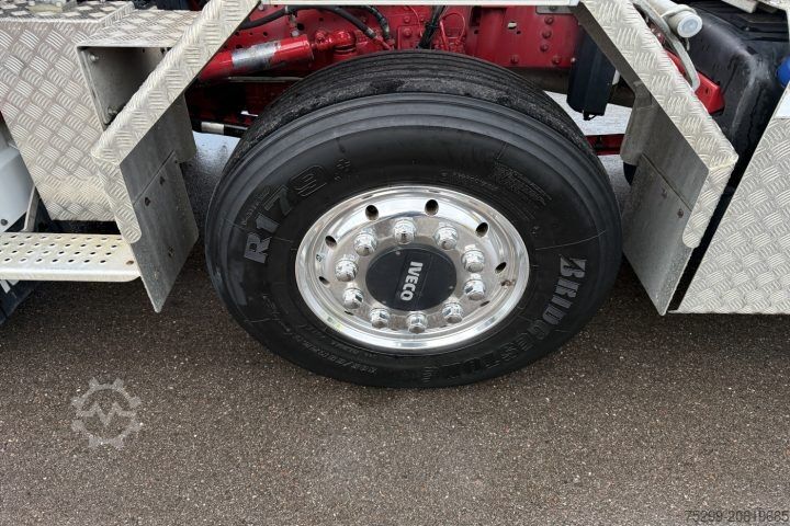 Camion scarrabile Iveco 340X51Z X-Way 8x4 Hiab / Swiss-Vehicle