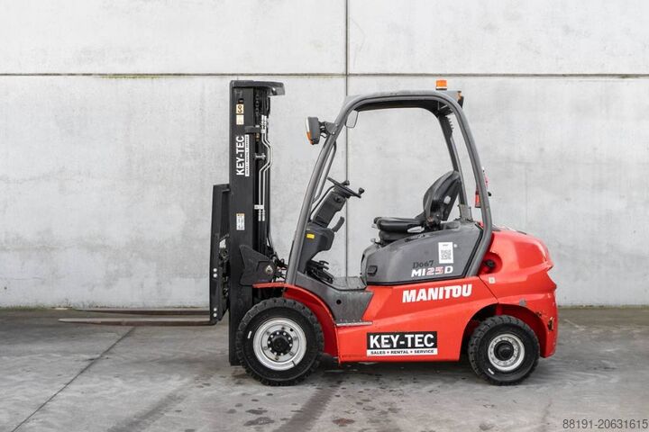 Empilhador Manitou MI 25 D