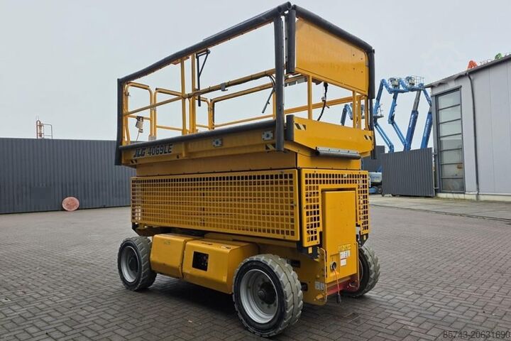 škarasta dizalica JLG 4069LE Electric, 14.2m Working Height, 360kg Capac