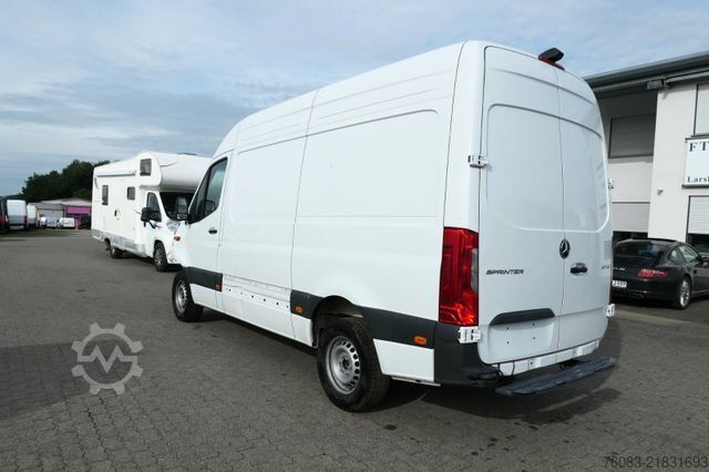 Ван с висока покривка MERCEDES-BENZ Sprinter 317 CDI L2H2 Klima Navi 9G-Tronik MOPF