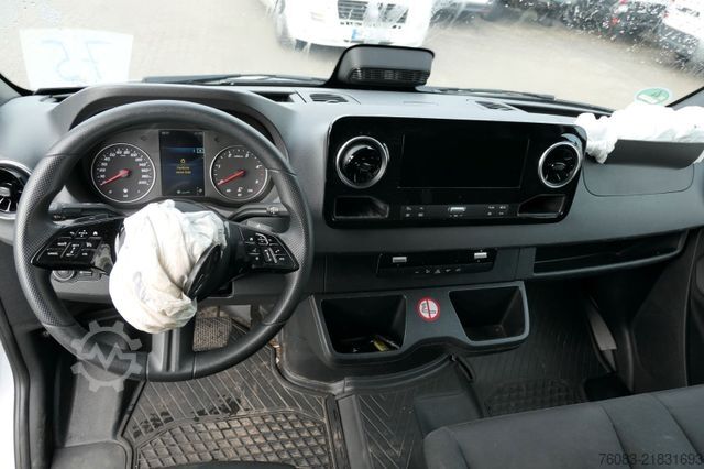 Ван с висока покривка MERCEDES-BENZ Sprinter 317 CDI L2H2 Klima Navi 9G-Tronik MOPF