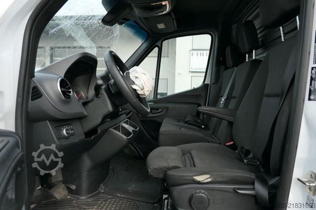 Ван с висока покривка MERCEDES-BENZ Sprinter 317 CDI L2H2 Klima Navi 9G-Tronik MOPF