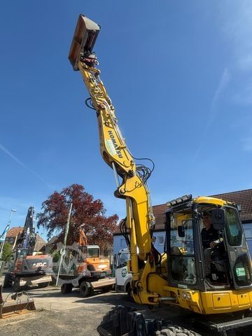 Excavadora móvil KOMATSU PW 98 MR-10 / gepflegt / 1600 Bh / inkl. GRL+TL
