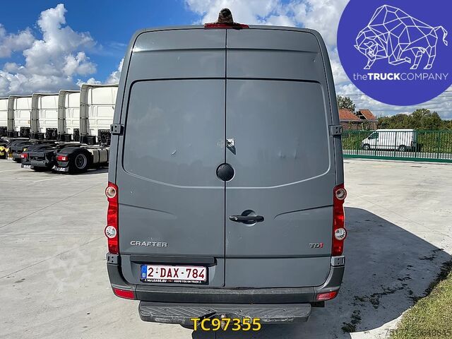 박스 밴 Volkswagen Crafter 2.0 TDI