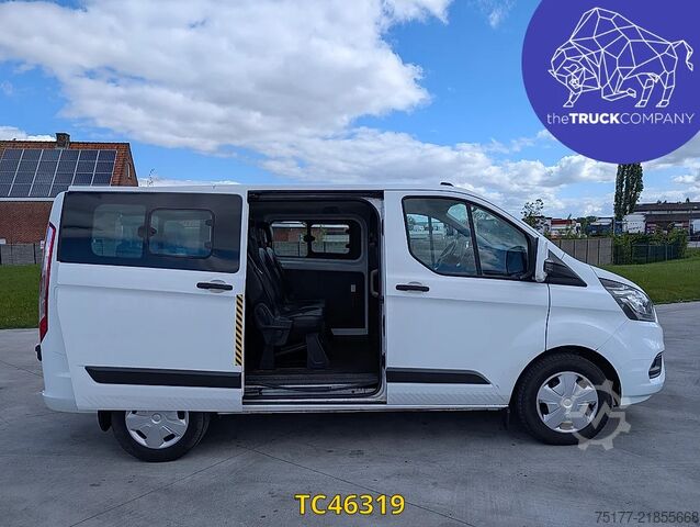 Passenger transportation Ford Transit CUSTOM 2.0 TDCI - 9 SEATS - AUTOMATIC -...