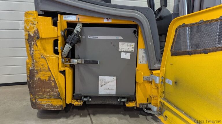 Electric 3-wheel forklift Jungheinrich EFG 213 LiIon Batterie