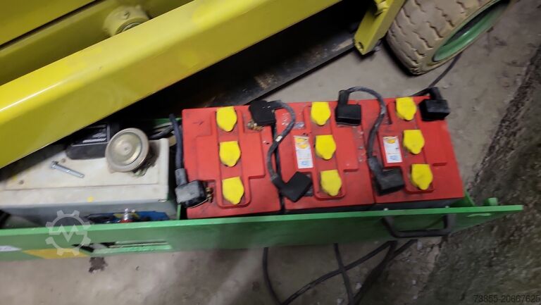 Ножичний підйомний стіл Iteco IG 8089 (for parts only)