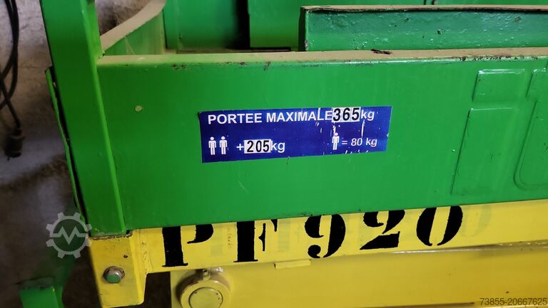 Scherenhubtisch Iteco IG 8089 (for parts only)