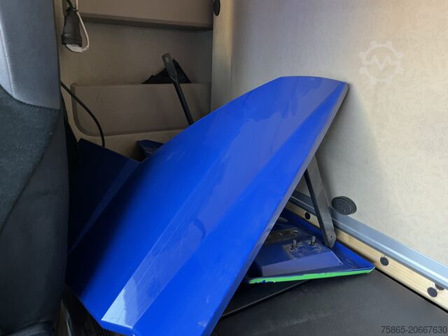 Standard-SZM Mercedes-Benz Actros 1842 Streamspace / 945 dkm / 2 Tanks / N...