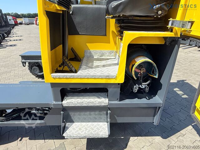 Fjögurra átta lyftari Combilift C5000XL / DUPLEX 4500MM / FREE LIFT