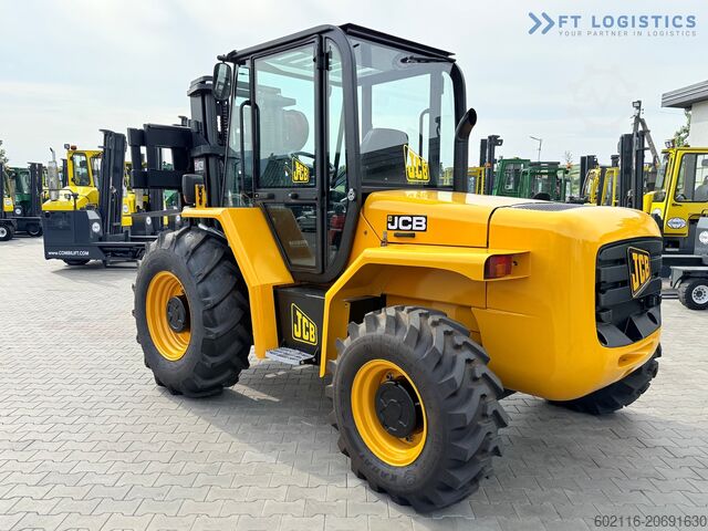 รถยกสำหรับภูมิประเทศที่ขรุขระ JCB 940 / TRIPLEX 4500 / FREE-LIFT NEW TIRES