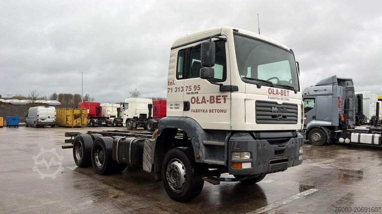 Chassi med hytt MAN TGA 26.310 (MANUAL PUMP / POMPE MANUELLE / MANU...