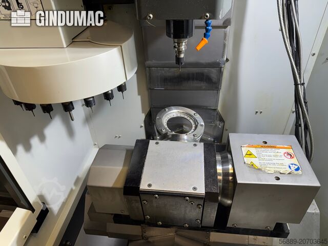 VERTIKALES BEARBEITUNGSZENTRUM HAAS OM-2A