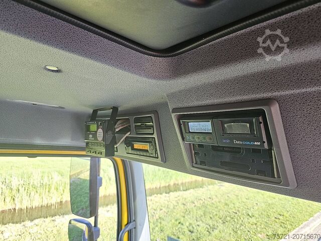 Refrigerated/frozen transport MERCEDES-BENZ ATEGO 824 CARRIER AIRCO LIFT