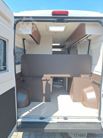 房车 BÜRSTNER Papillon PC 6.0 SOFORT, AUTOMATIK, LEDER