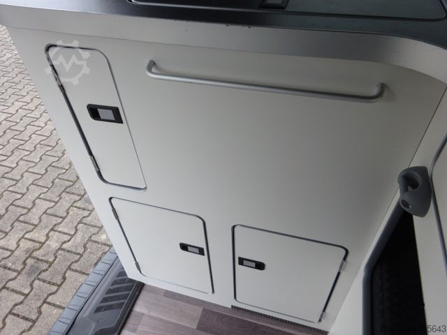 Autocaravana FORD Nugget 185PS Autm. Aufstelldach Markise AHK Navi