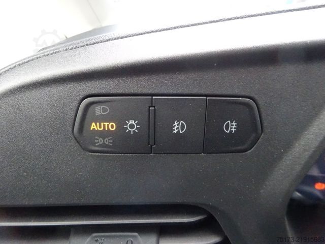 Skåpbil FORD Transit Connect Trend L2 2.0L AT Kasten AHK Navi