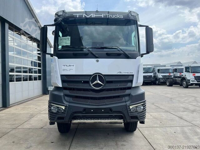 Mercedes-Benz Actros 3348 S 6x4 Tractor Head Mercedes-Benz Actros 3348 S 6x4 Tractor Head