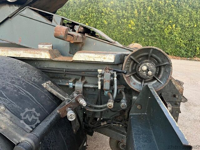 Контейнеровоз з гачком (рол-офф) VOLVO VOLVO FM12 420 SCARRABILE 6X2