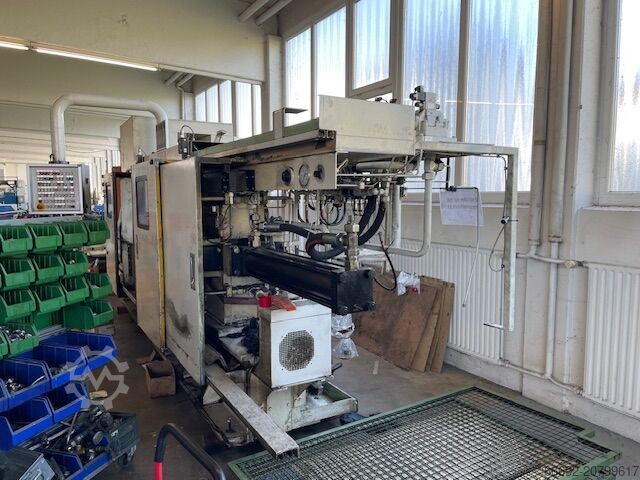 Stroj za zavarivanje trenjem Zavarivanje trenjem KUKA RS45