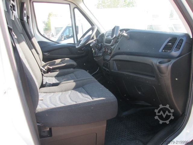 バンシャーシ IVECO 35 S14 *Fahrgestell*Euro6*Klima*