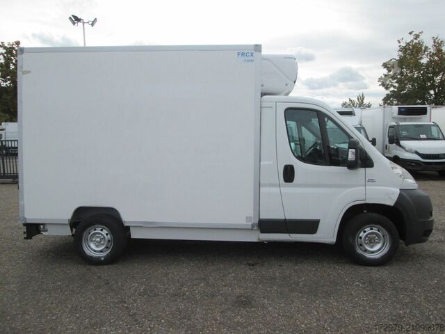 Izotermiczny van chłodnia FIAT Ducato 130 *Carrier Xarios 500 Tiefkühler*